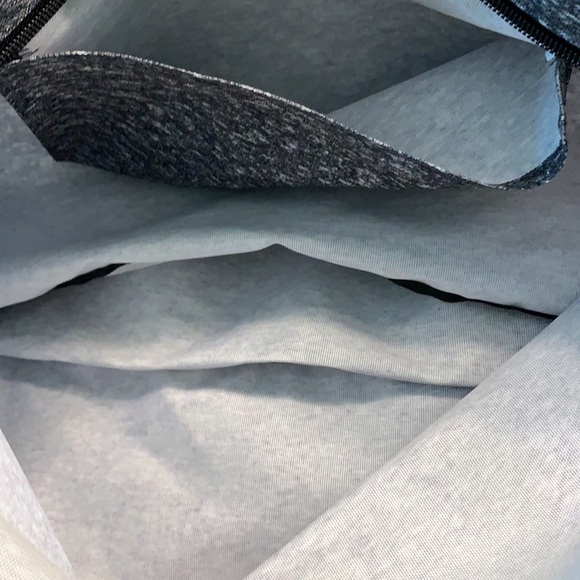 Brand new with tags large pink tote never used - Picture 7 of 10